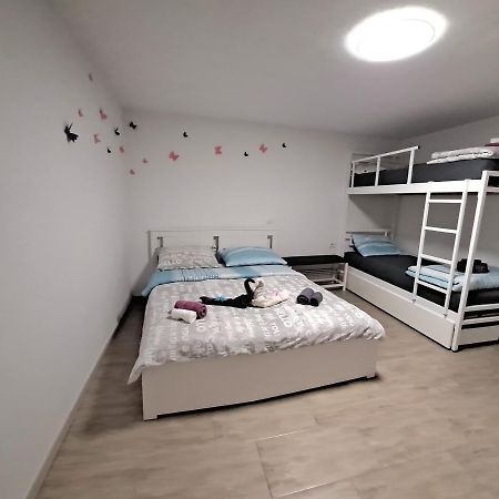 Freedom House Apartment Пиран Екстериор снимка