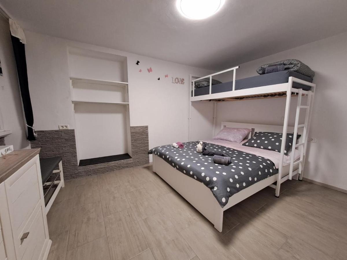 Freedom House Apartment Пиран Екстериор снимка