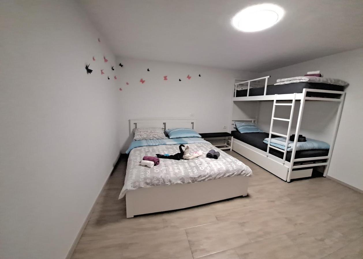 Freedom House Apartment Пиран Екстериор снимка