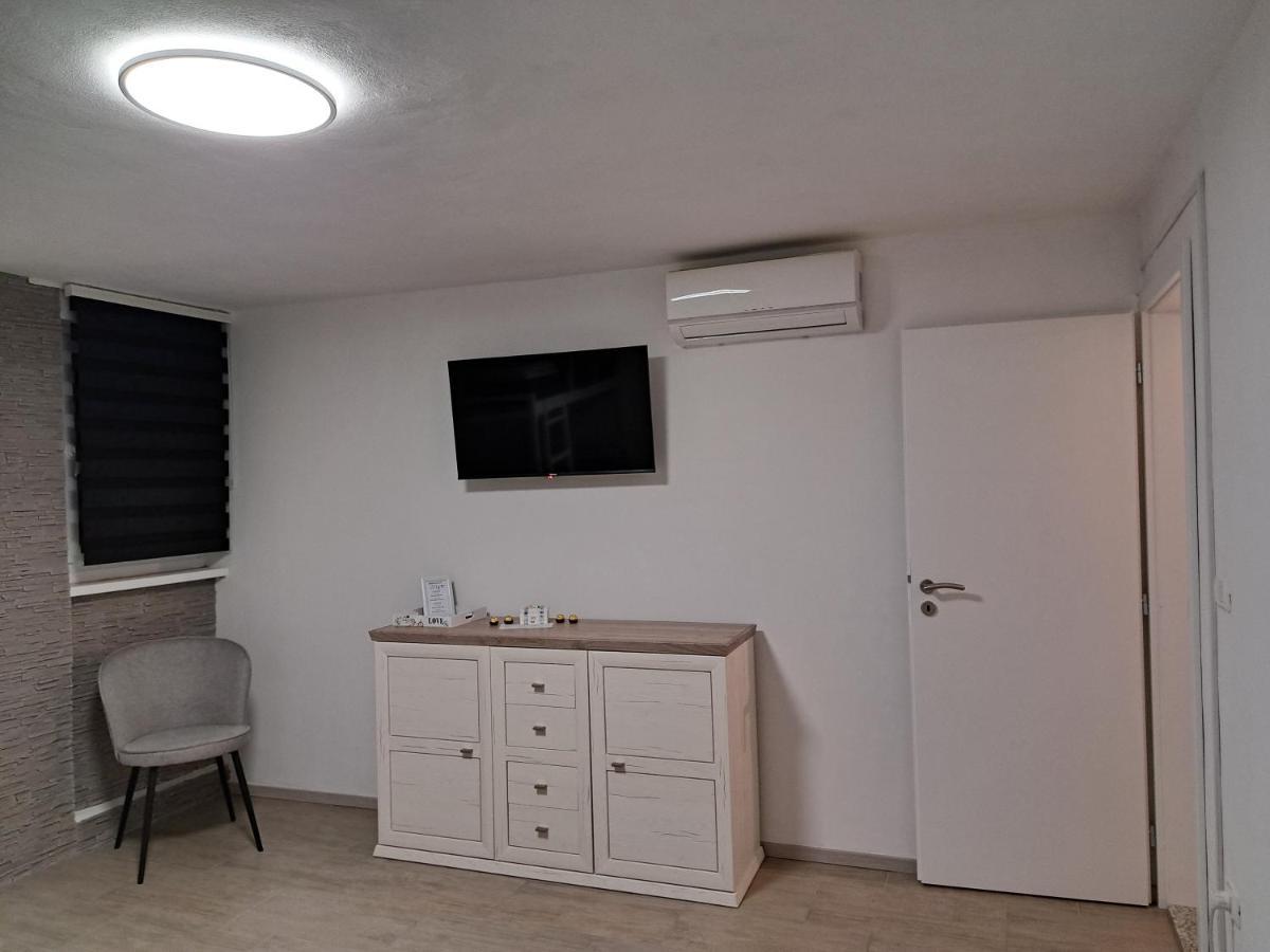 Freedom House Apartment Пиран Екстериор снимка