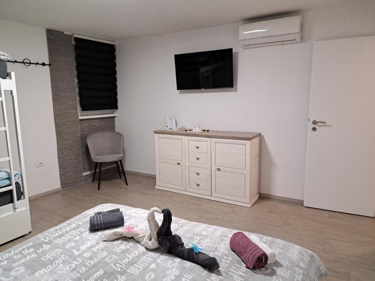 Freedom House Apartment Пиран Екстериор снимка