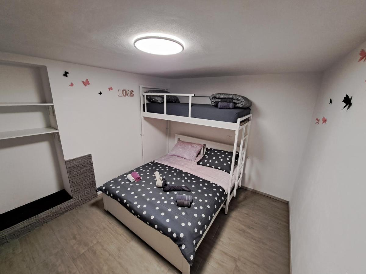 Freedom House Apartment Пиран Екстериор снимка