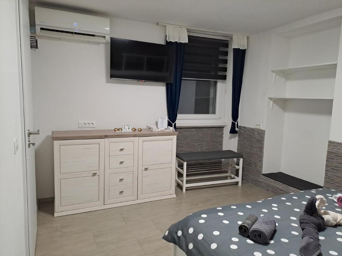 Freedom House Apartment Пиран Екстериор снимка