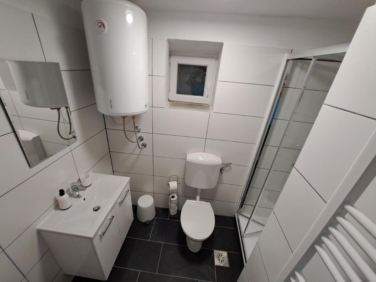 Freedom House Apartment Пиран Екстериор снимка